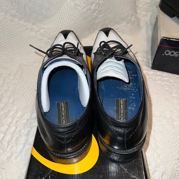 Men’s dress shoes size 10.5 - Picture 2 of 3